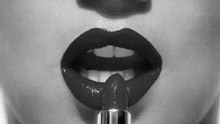 Gif animé bouche rouge à lèvres